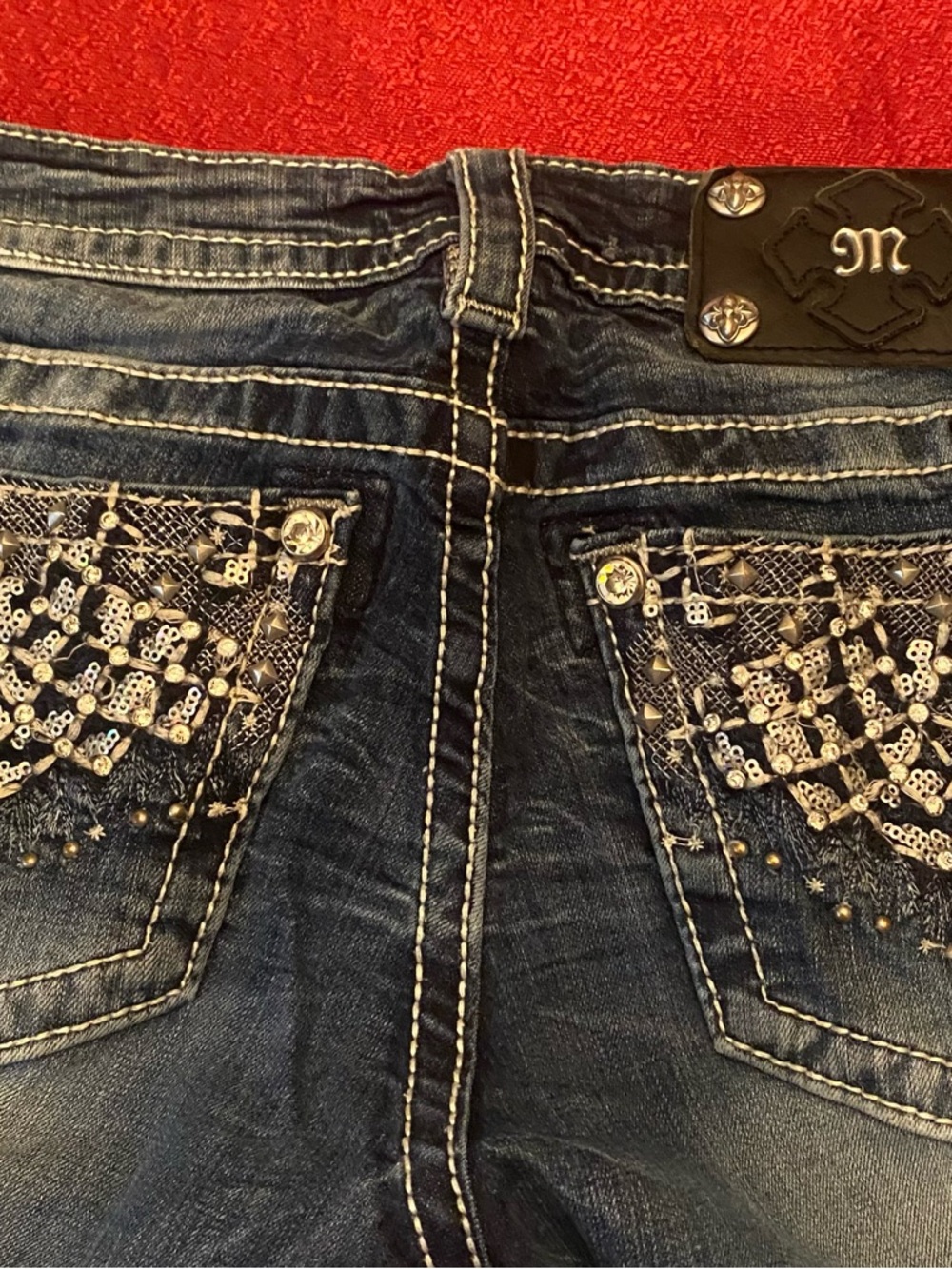 Miss Me Low Rise Cuffed Capri Jean Embellished Rhinestone & Studs Pocket Size 27